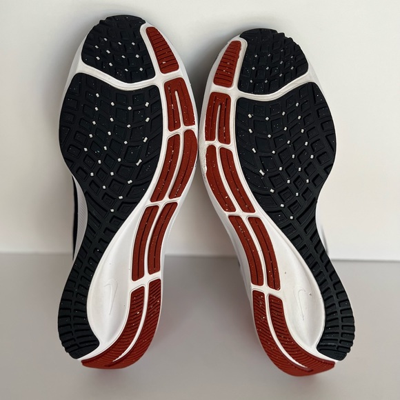 Nike zoom Pegasus 38 running shoe NFL Chicago bears men’s size 10.5 - Picture 10 of 13